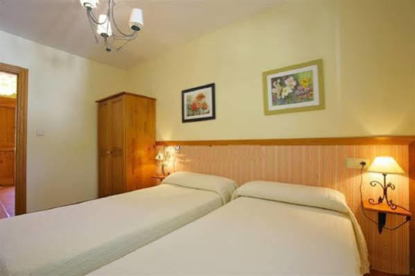 Apartamento Familiar Cercano A Playa De Rodiles 3 فِيافيثيوسّا المظهر الخارجي الصورة